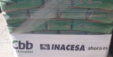 Cadenas Pilares Y Cemento